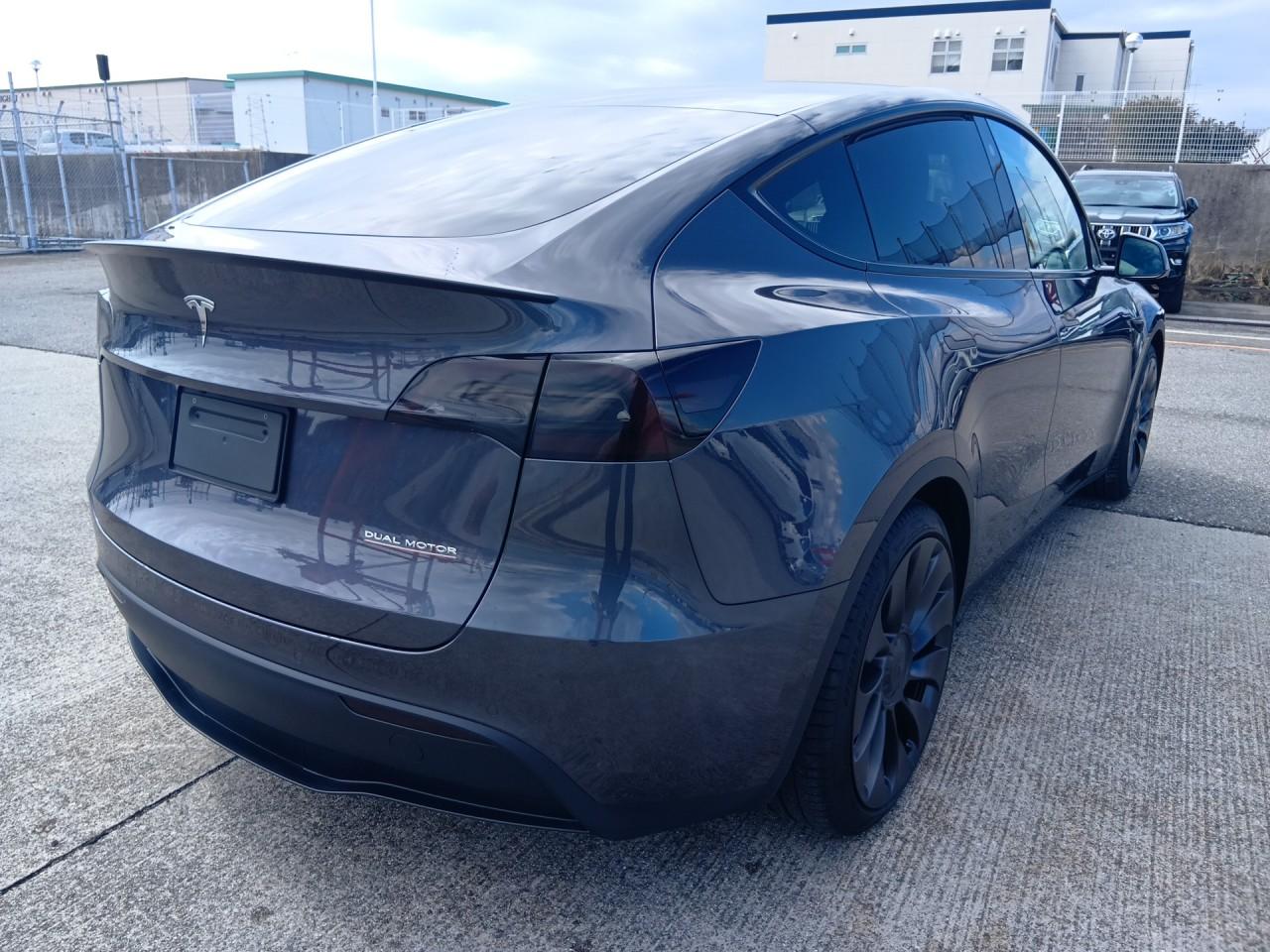2023 Tesla Model Y Performance
