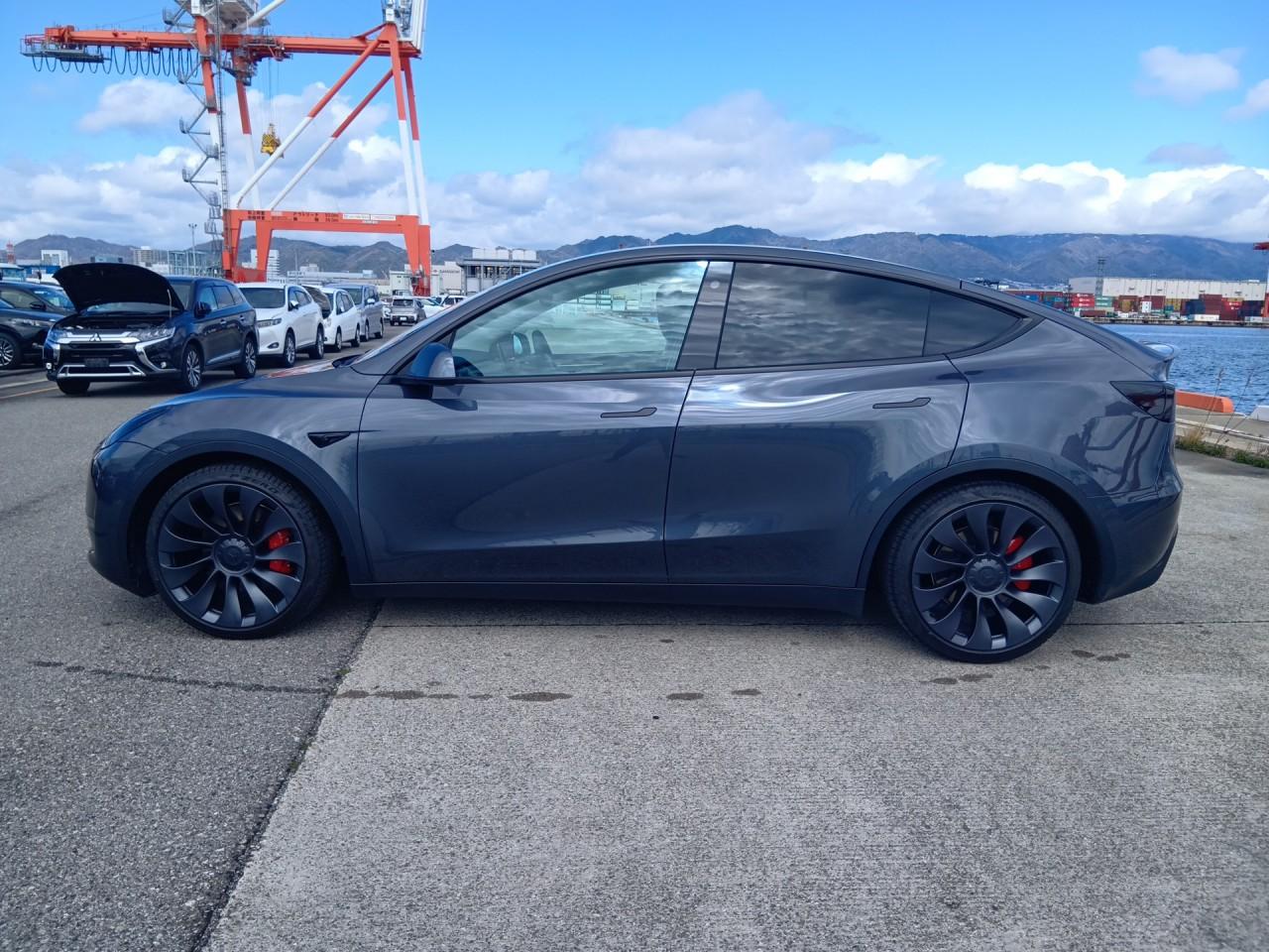 2023 Tesla Model Y Performance