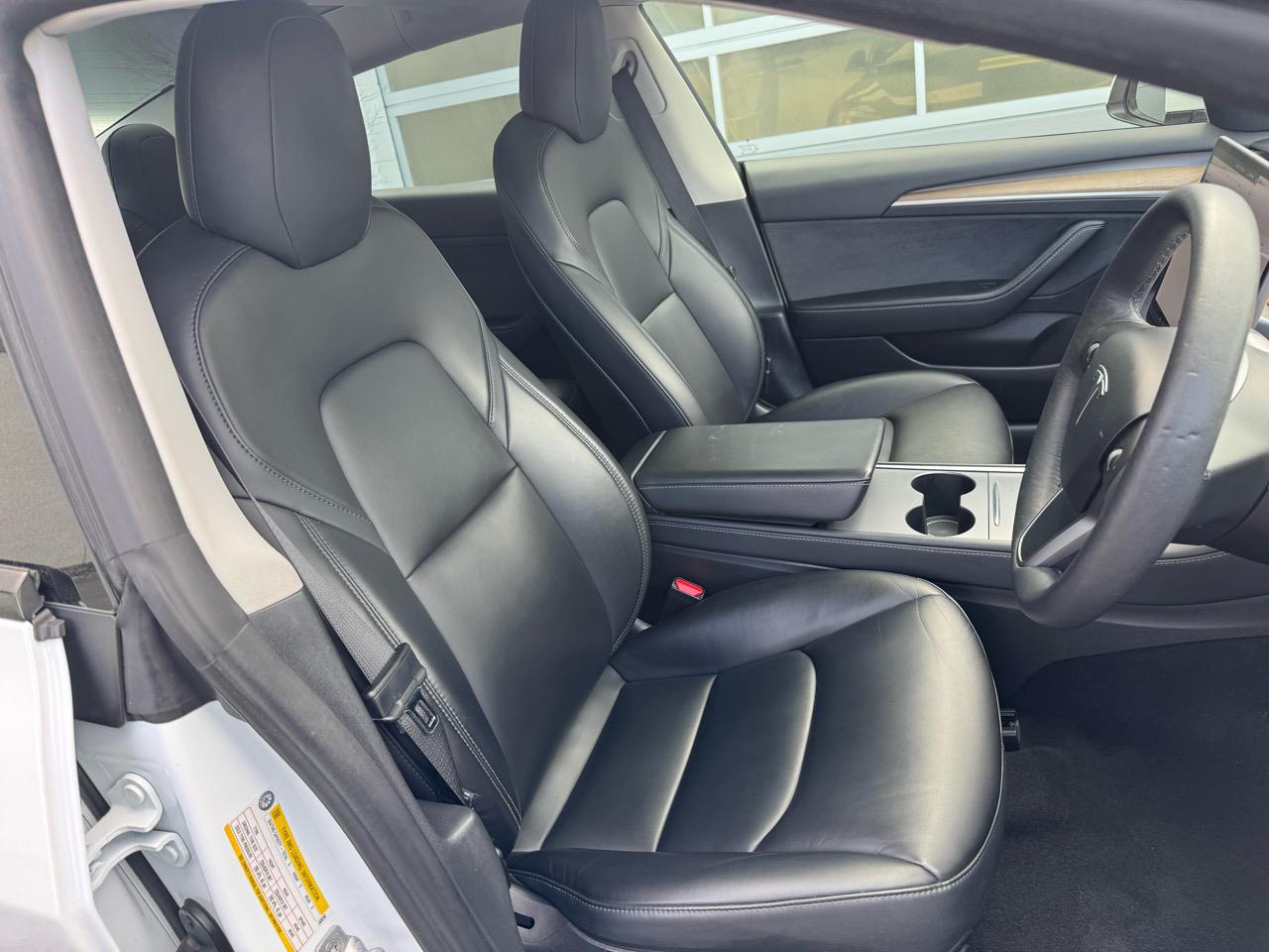 2021 Tesla Model 3 SR + Refresh LFP