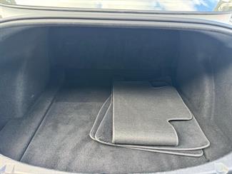 2021 Tesla Model 3 SR + Refresh LFP
