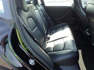 2019 Tesla Model 3 Performance