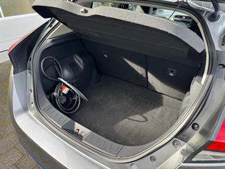 2018 Nissan LEAF 40kWh Launch Edition 2.0
