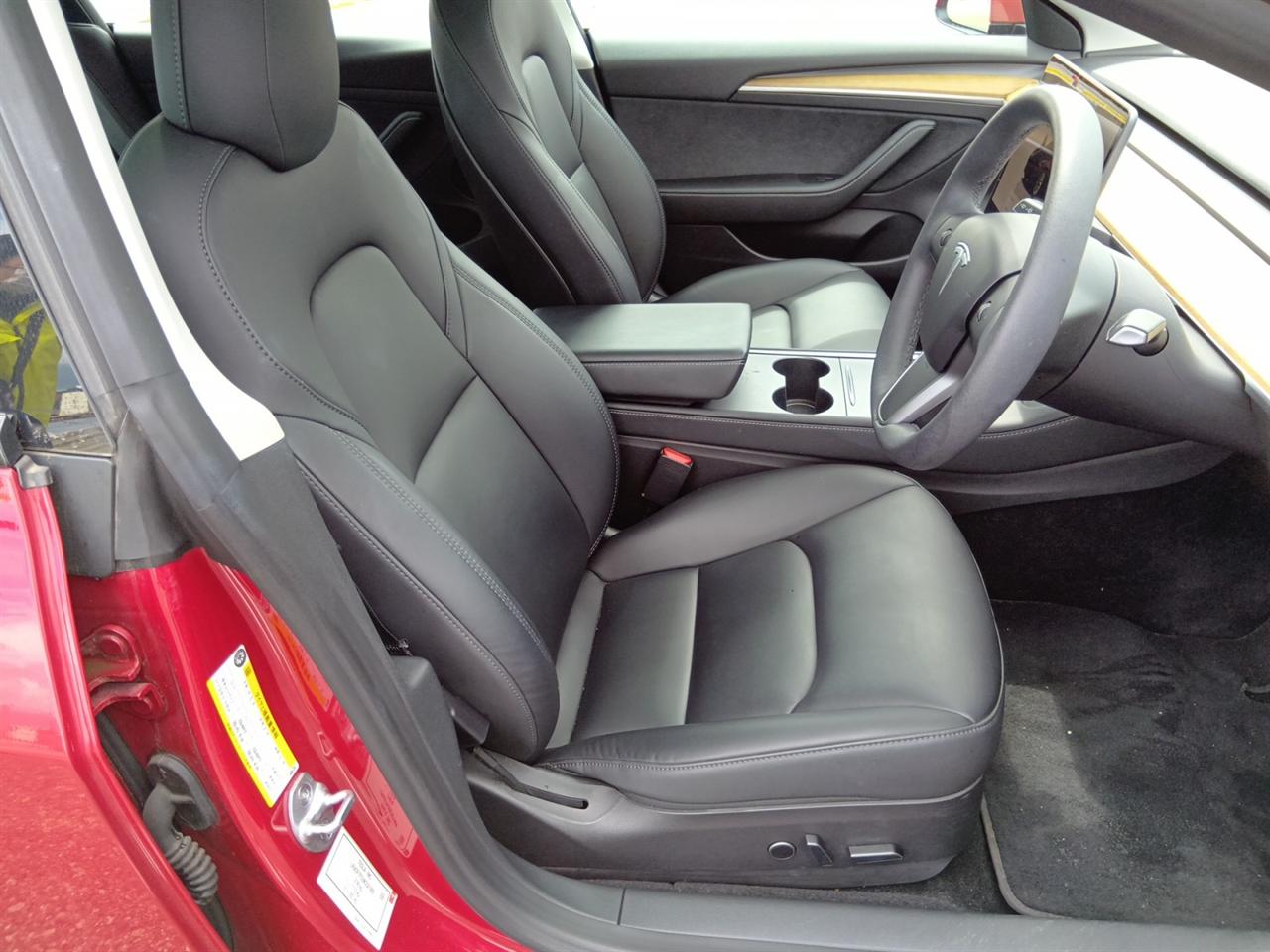 2022 Tesla Model 3 60kWh RWD LFP - Refresh