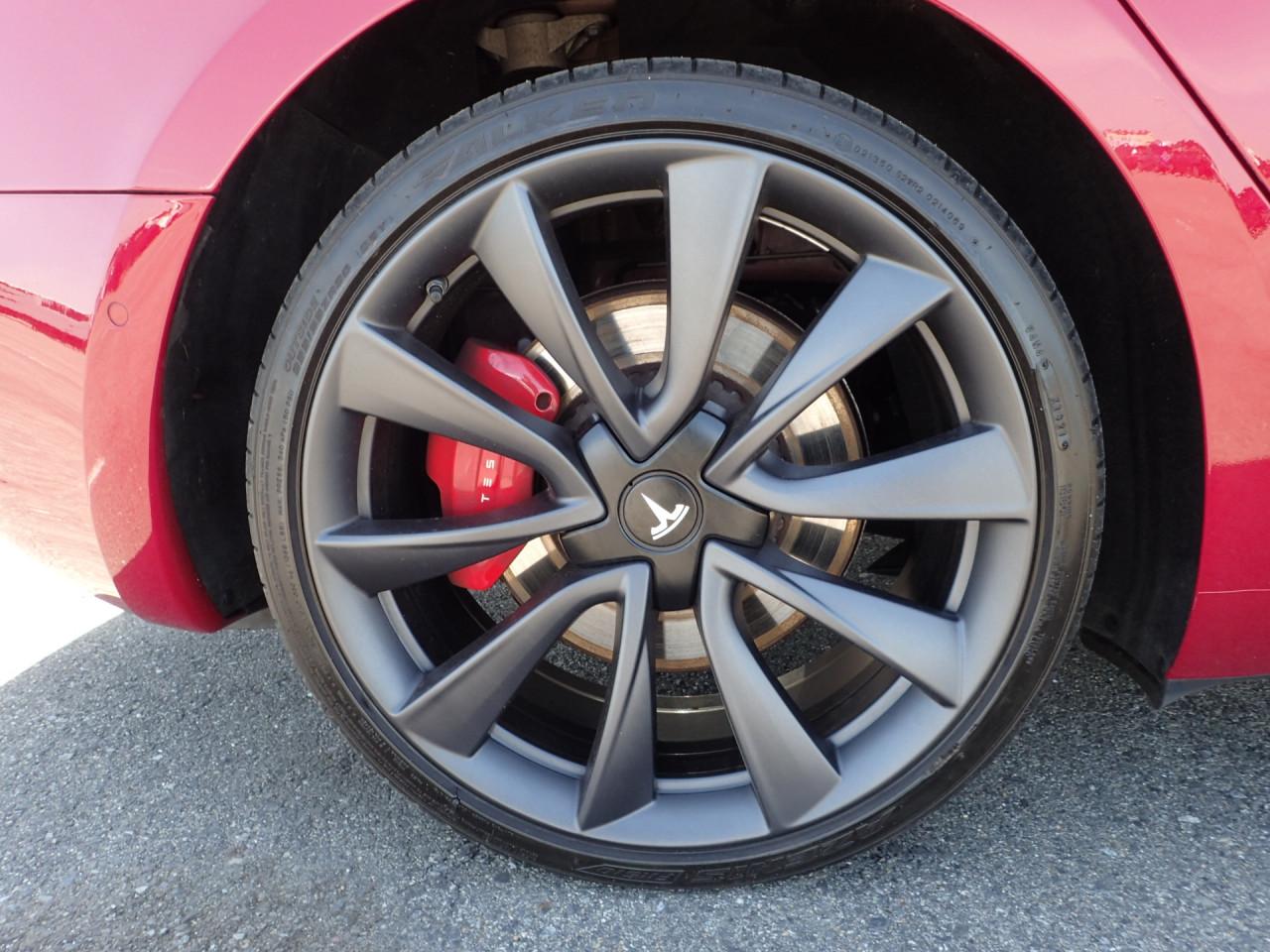 2020 Tesla Model 3 Performance