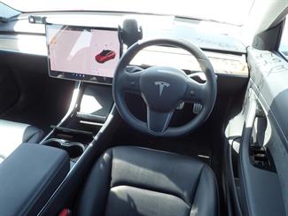 2020 Tesla Model 3 Performance