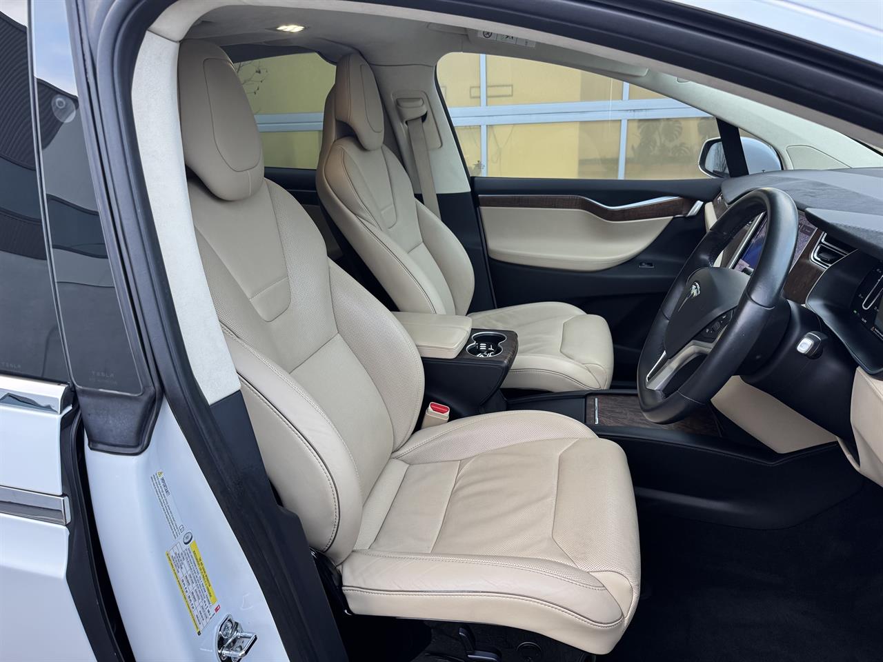 2017 Tesla Model X 90D 6 Seat