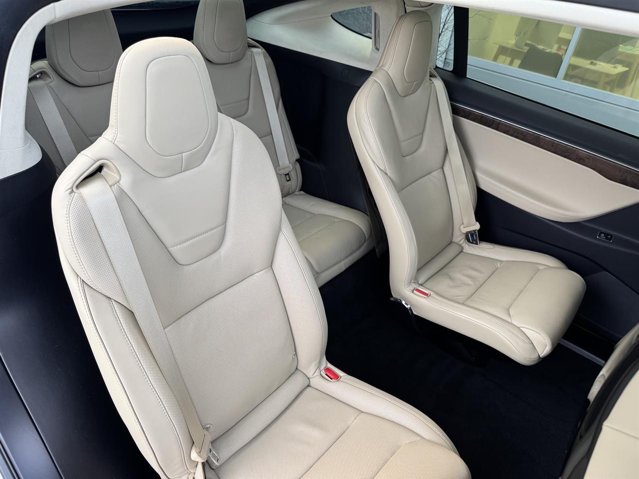 2017 Tesla Model X 90D 6 Seat
