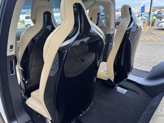 2017 Tesla Model X 90D 6 Seat