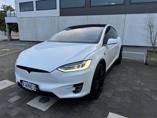 2017 Tesla Model X 90D 6 Seat