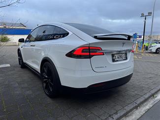 2017 Tesla Model X 90D 6 Seat