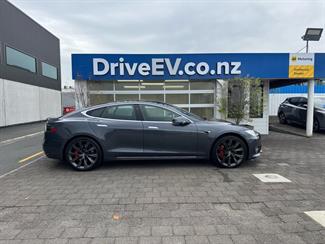 2019 Tesla Model S Performance Raven
