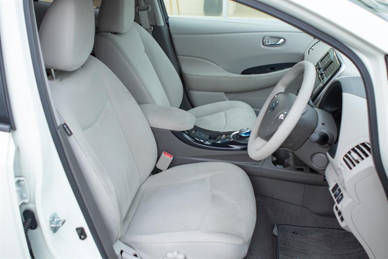 2011 Nissan LEAF 24kWh Gen 1 G