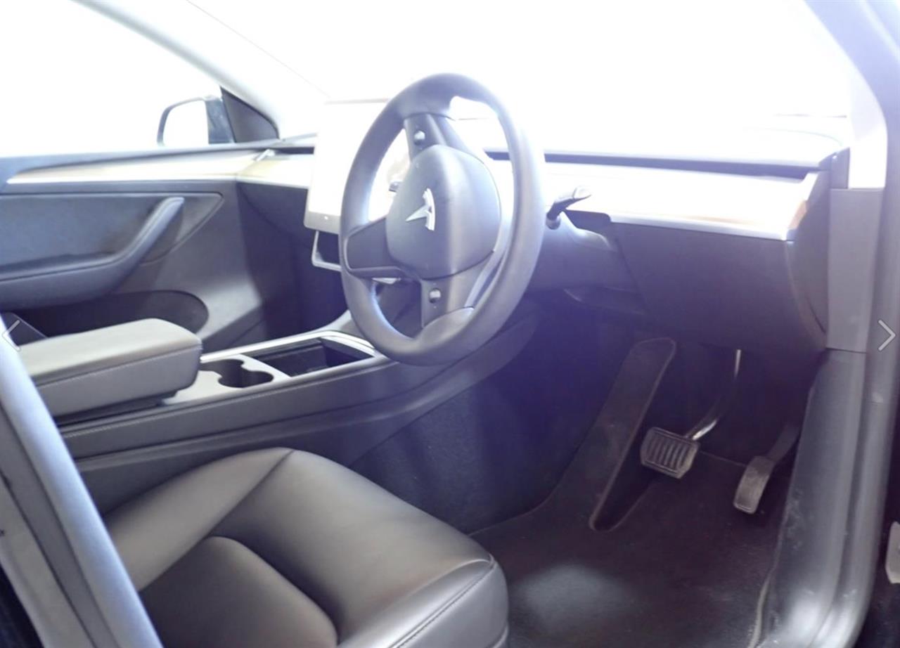 2023 Tesla Model Y REAR WHEEL DRIVE 60K