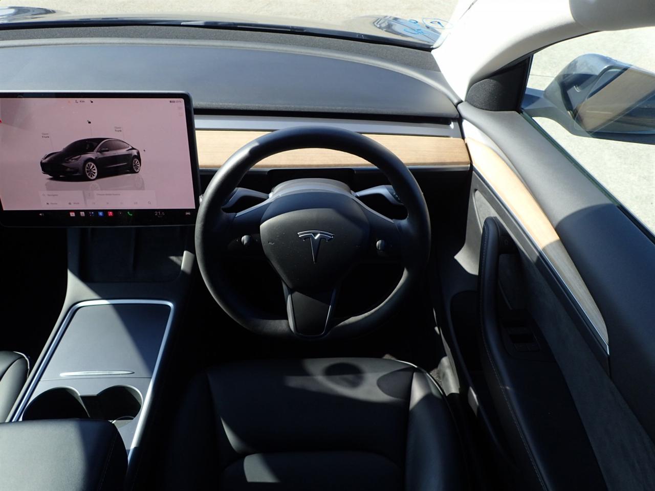 2022 Tesla Model 3 AWD Long Range - Refresh Model AMD Ryzen