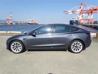 2022 Tesla Model 3 AWD Long Range - Refresh Model AMD Ryzen