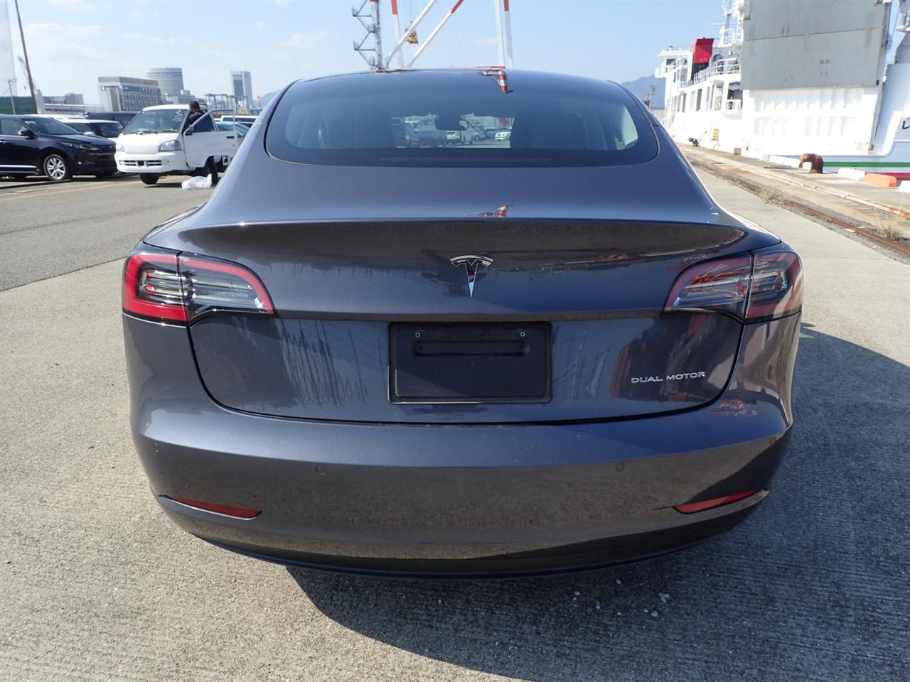 2022 Tesla Model 3 AWD Long Range - Refresh Model AMD Ryzen
