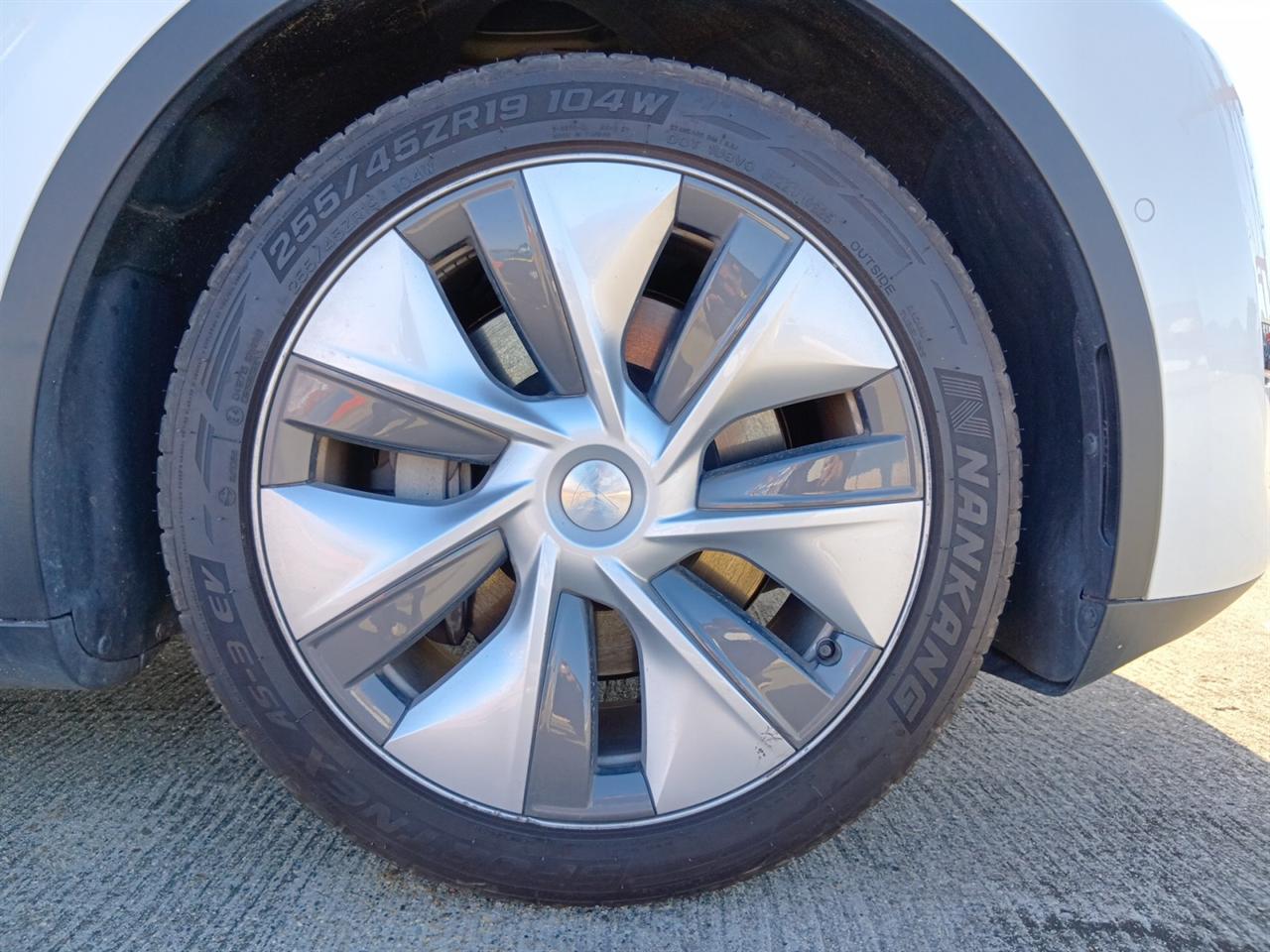 2022 Tesla Model Y RWD 60kWh LFP