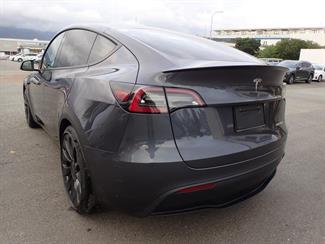 2023 Tesla Model Y AWD Performance