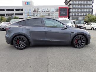 2023 Tesla Model Y AWD Performance