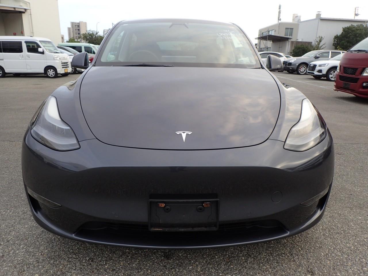 2023 Tesla Model Y AWD Performance