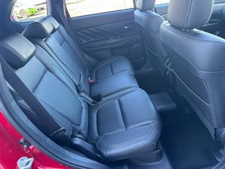 2020 Mitsubishi Outlander VRX PHEV/4WD/AT