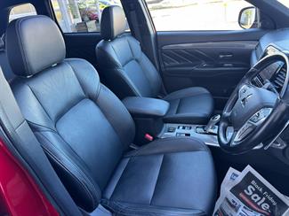 2020 Mitsubishi Outlander VRX PHEV/4WD/AT