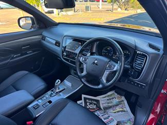 2020 Mitsubishi Outlander VRX PHEV/4WD/AT