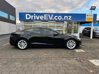 2020 Tesla Model S Long Range Raven
