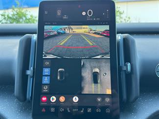 2024 Volvo EX30 Extended Range 69kWh