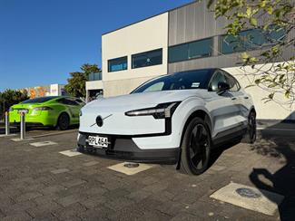 2024 Volvo EX30 Extended Range 69kWh