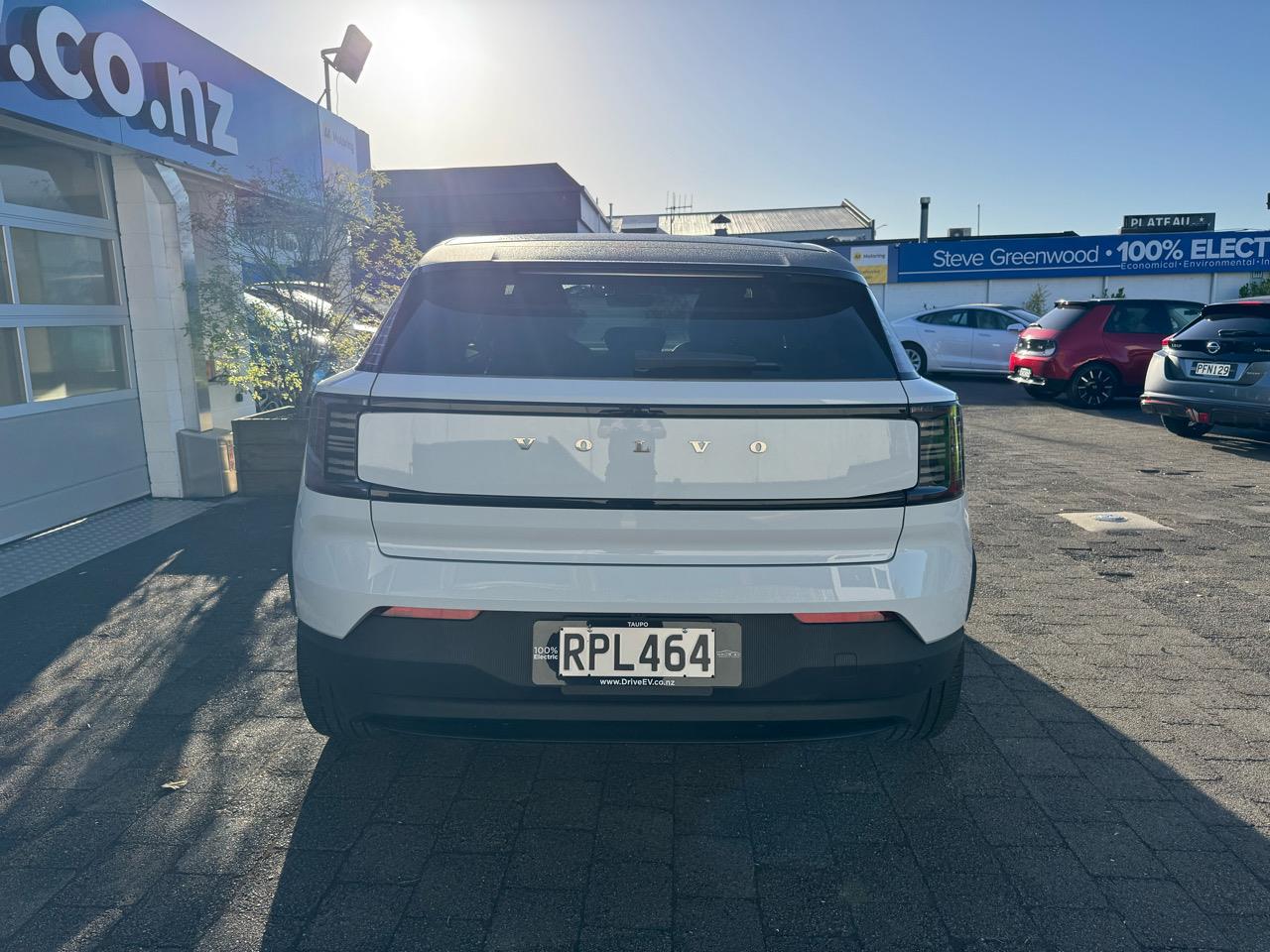 2024 Volvo EX30 Extended Range 69kWh