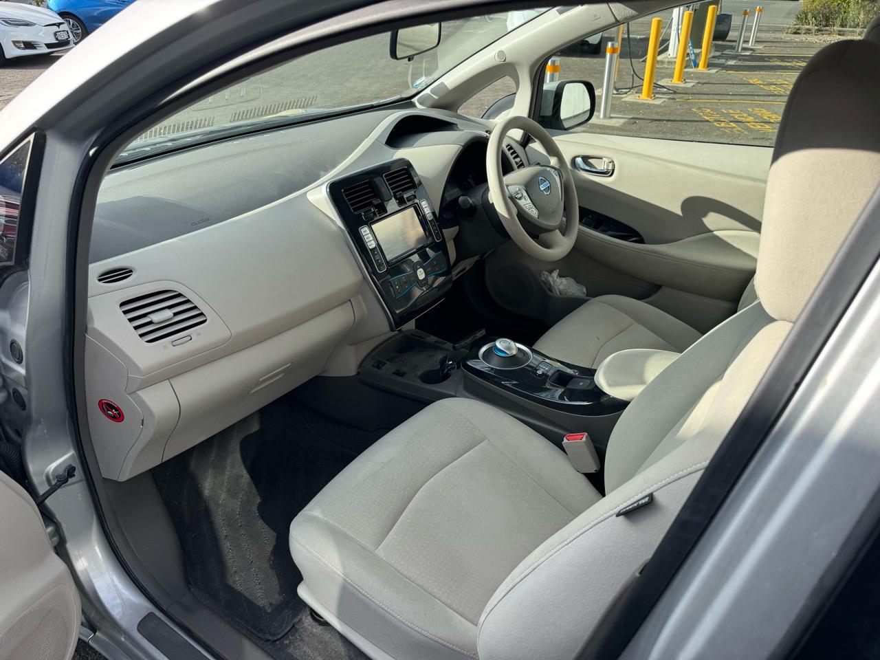 2011 Nissan LEAF 24kWh Gen 1 X