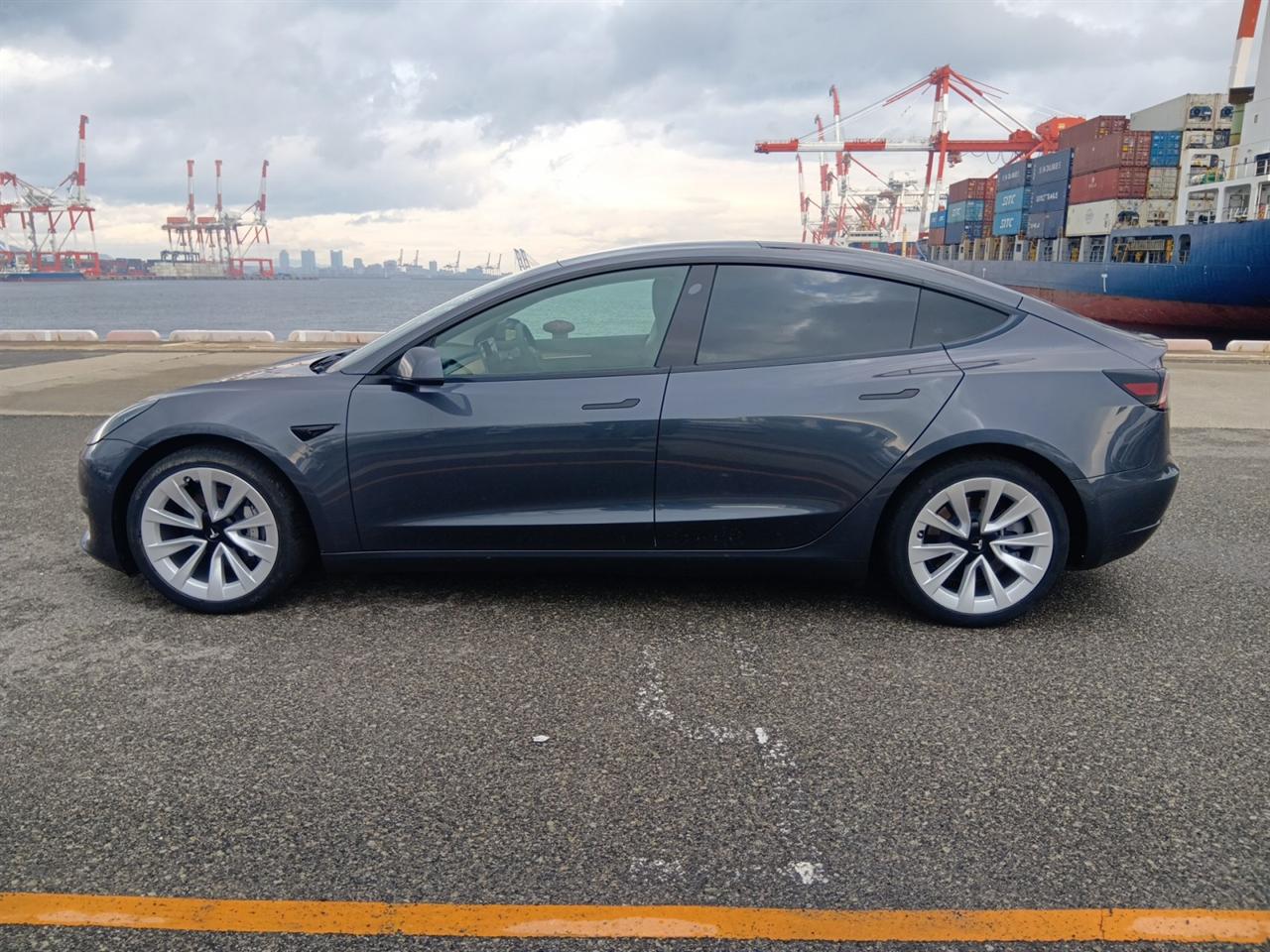 2021 Tesla Model 3 AWD Long Range - Refresh Model
