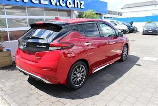 2021 Nissan LEAF 40kWh Autech Edition 