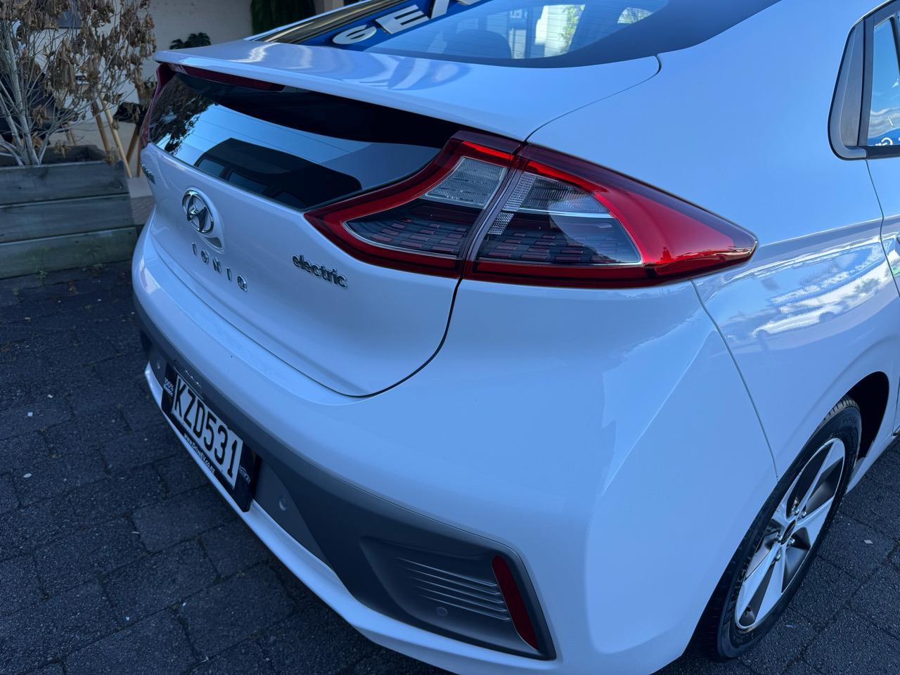 2017 Hyundai Ioniq Electric 28kWh