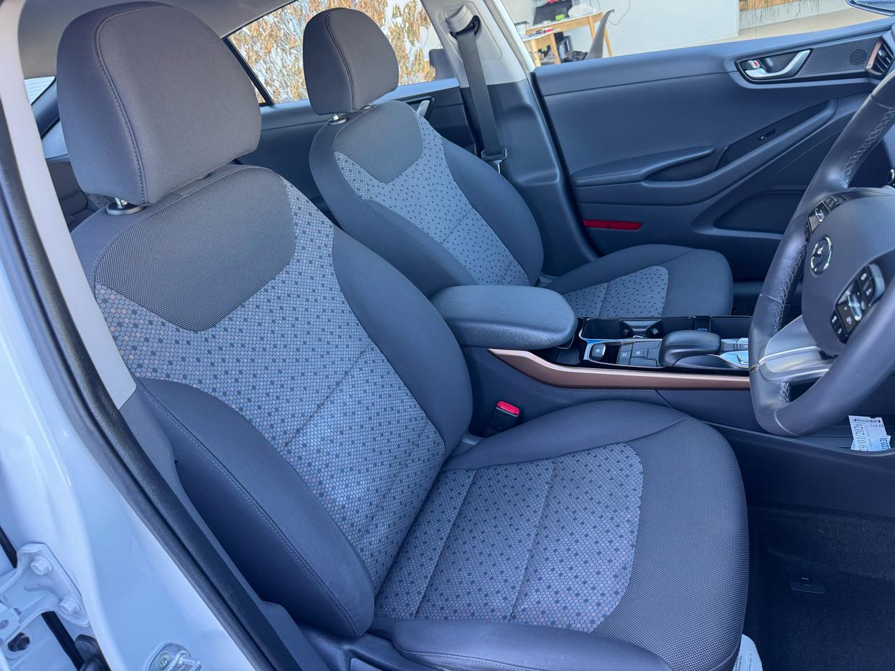 2017 Hyundai Ioniq Electric 28kWh