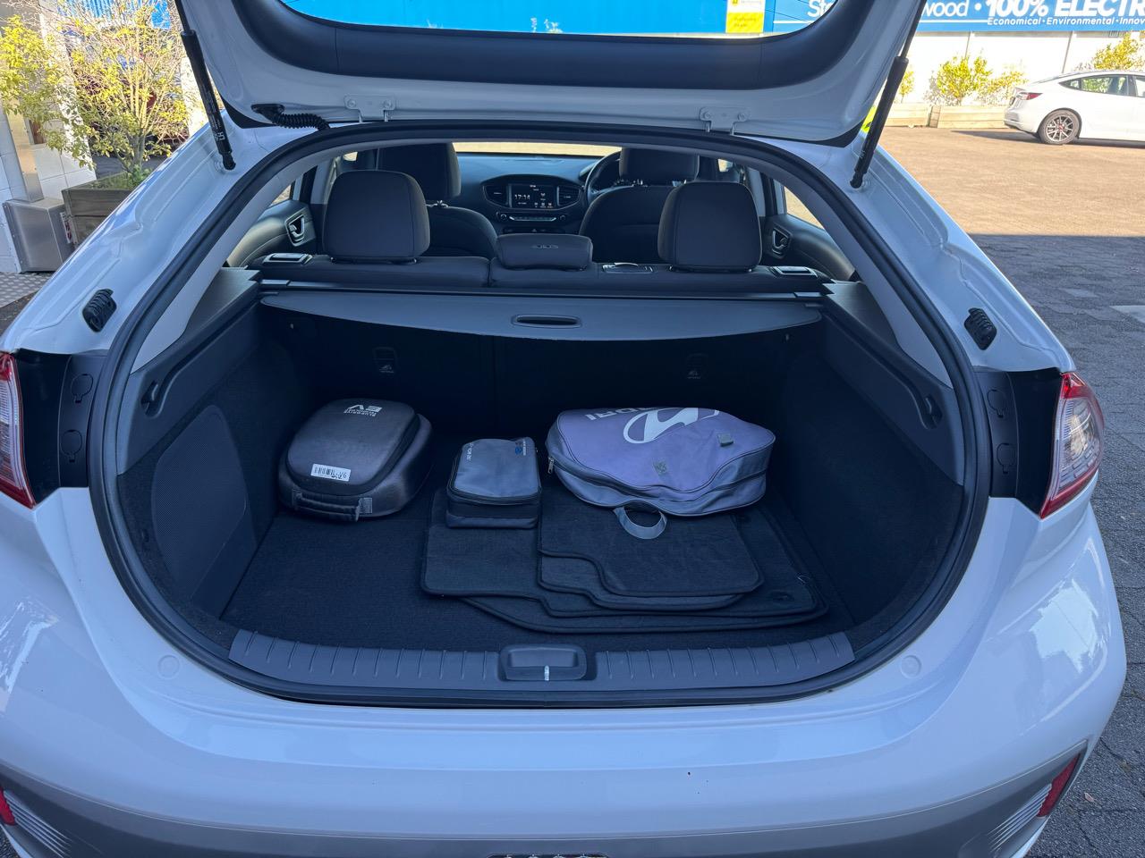 2017 Hyundai Ioniq Electric 28kWh