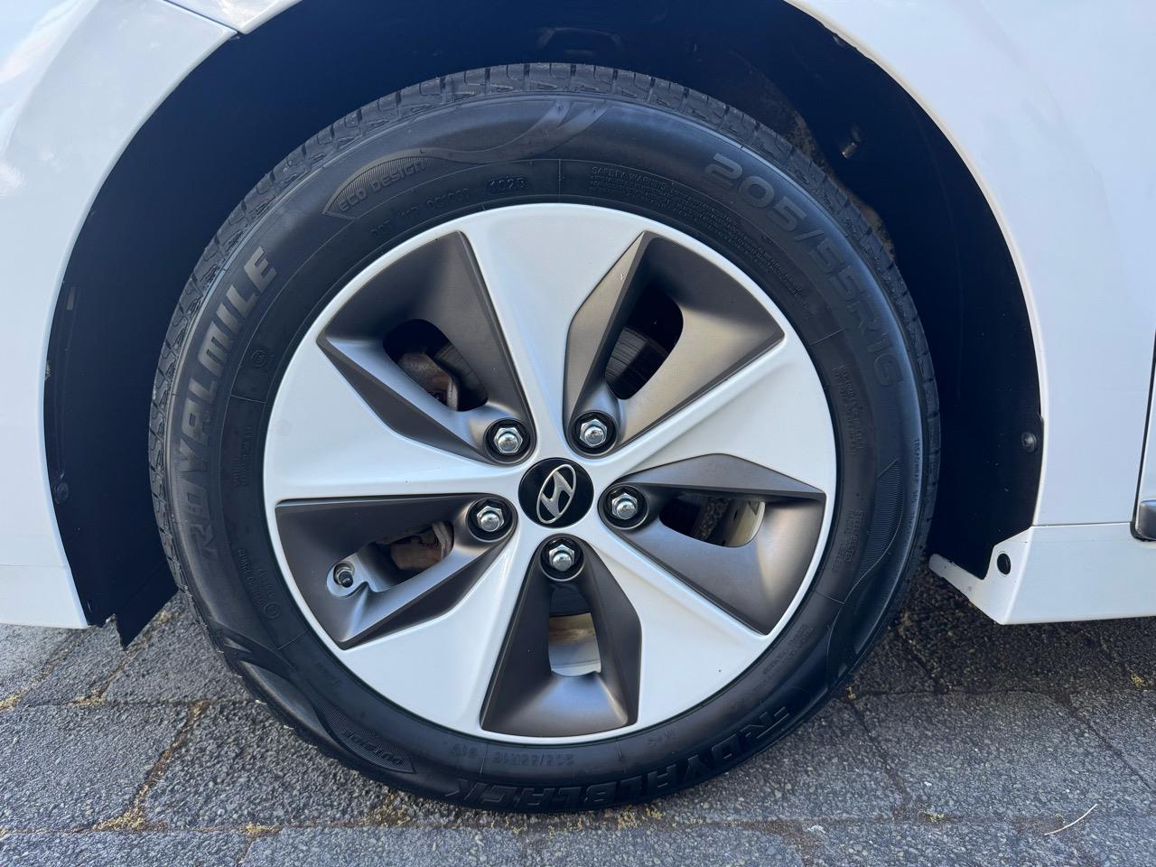 2017 Hyundai Ioniq Electric 28kWh