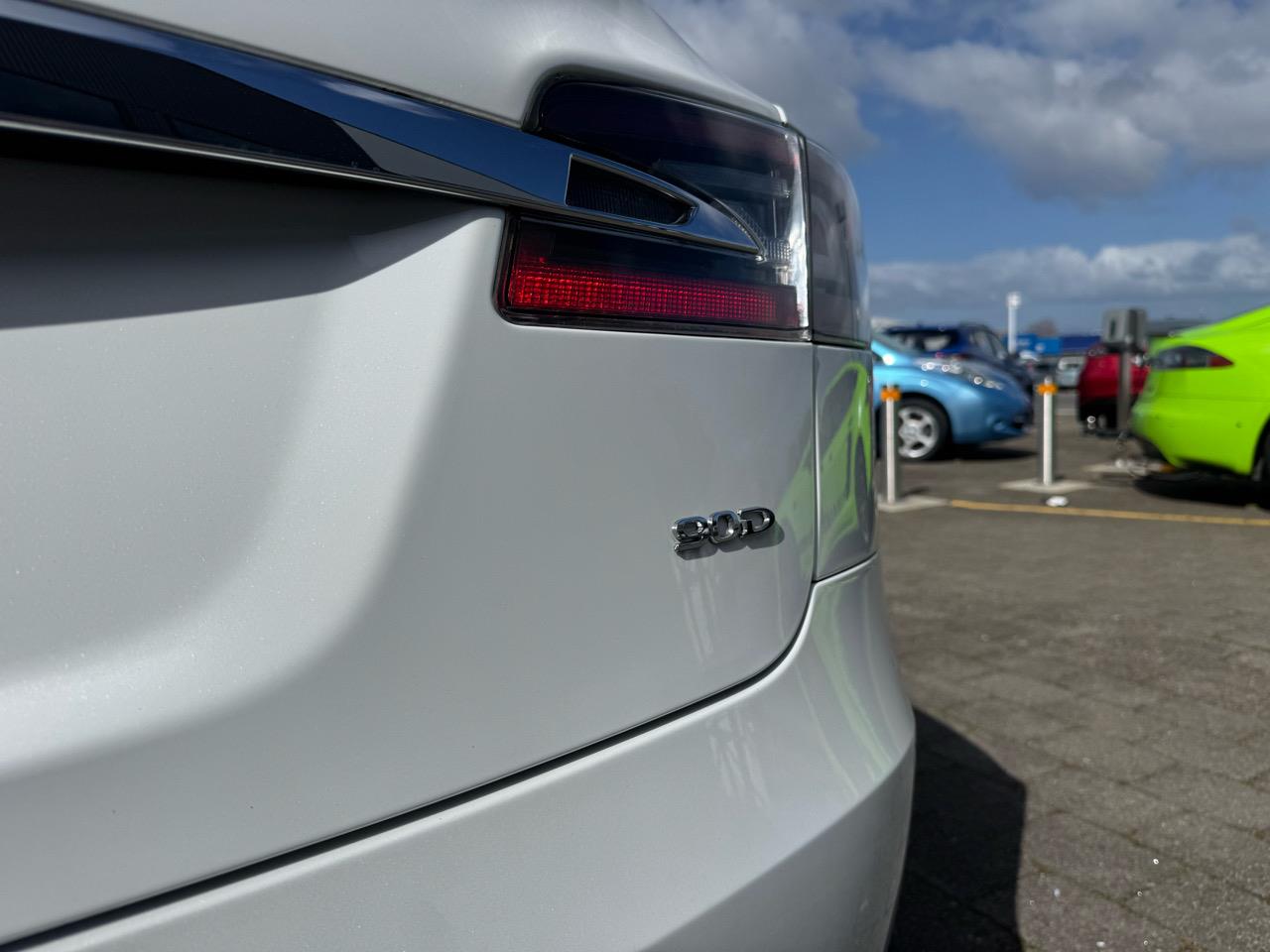 2016 Tesla Model S 90D AWD Facelift