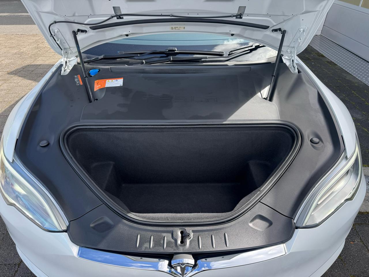 2016 Tesla Model S 90D AWD Facelift