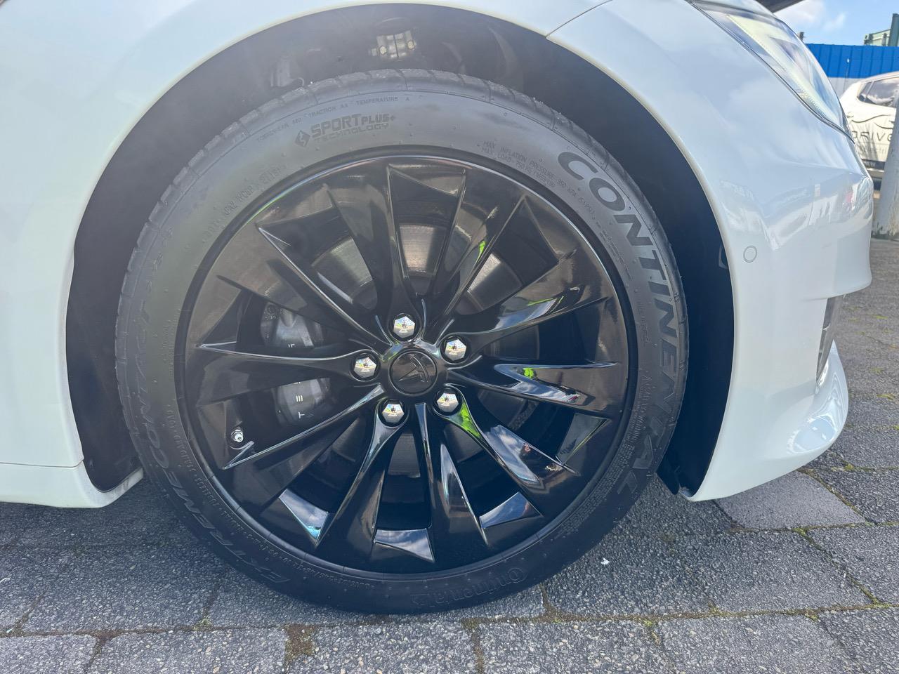 2016 Tesla Model S 90D AWD Facelift