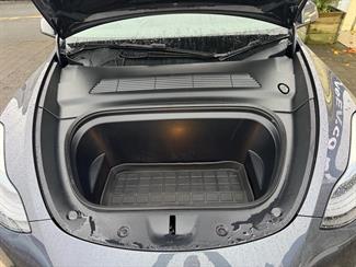 2022 Tesla Model Y RWD 60kWh LFP