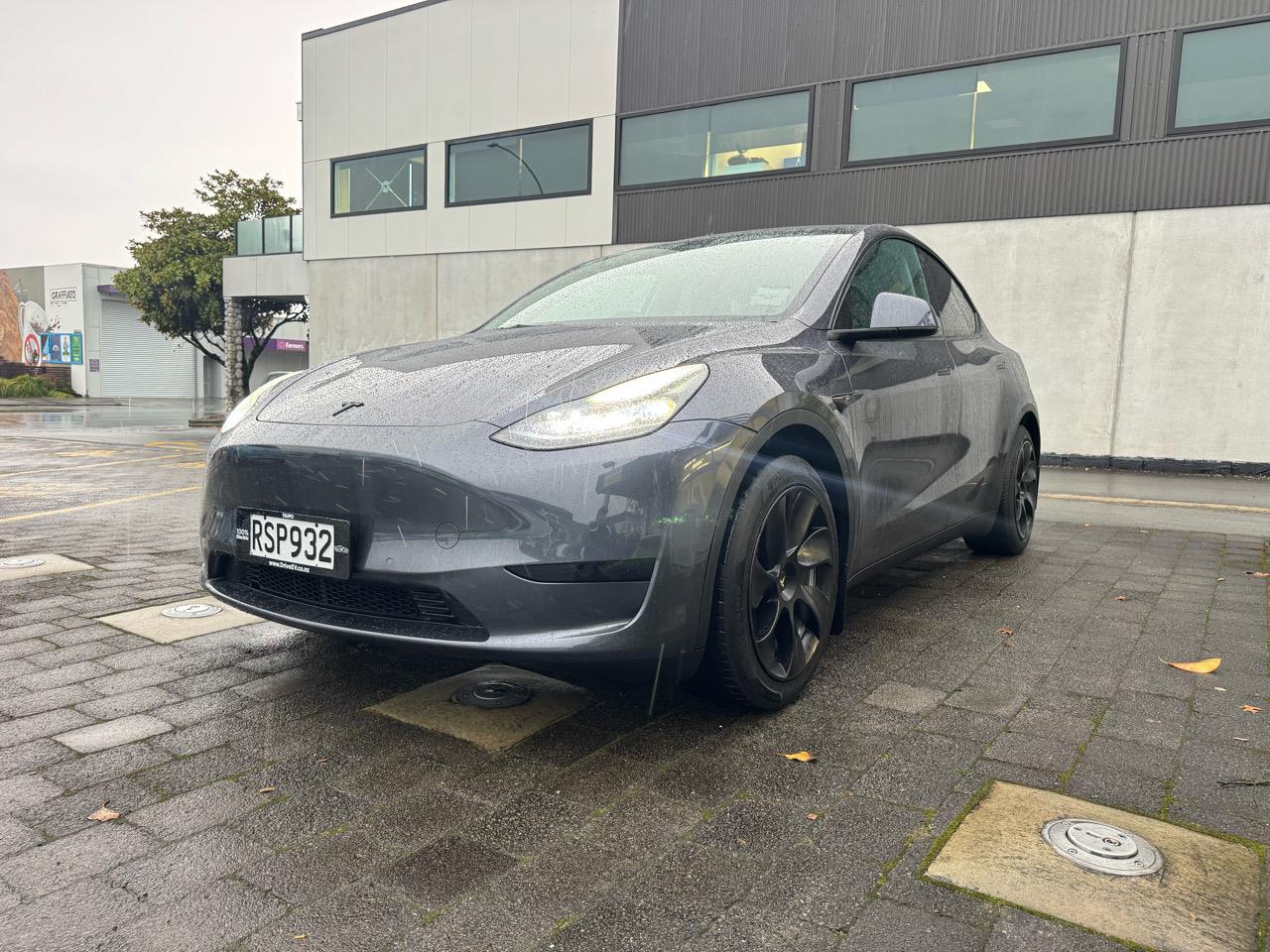 2022 Tesla Model Y RWD 60kWh LFP