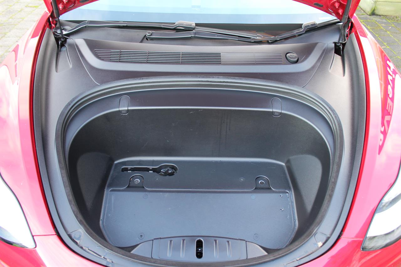 2019 Tesla Model 3 Standard Range Plus