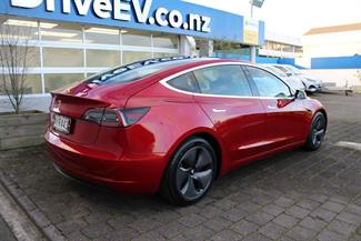 2019 Tesla Model 3 Standard Range Plus