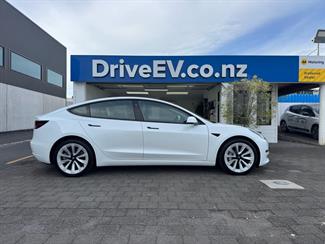 2021 Tesla Model 3 AWD Long Range - Refresh Model