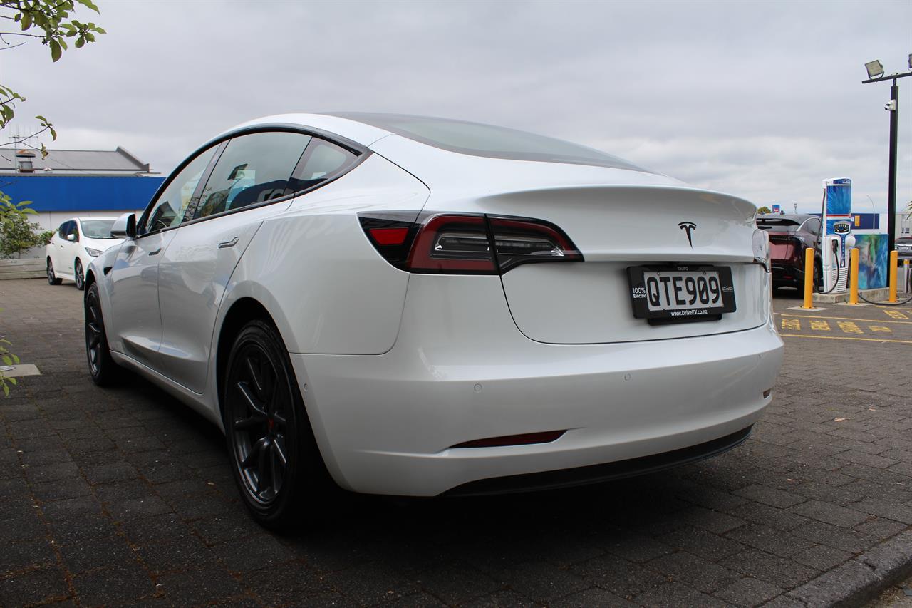 2020 Tesla Model 3 Standard Range Plus