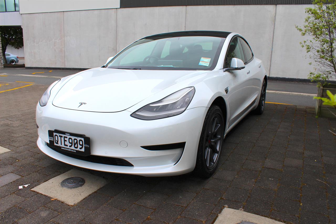 2020 Tesla Model 3 Standard Range Plus